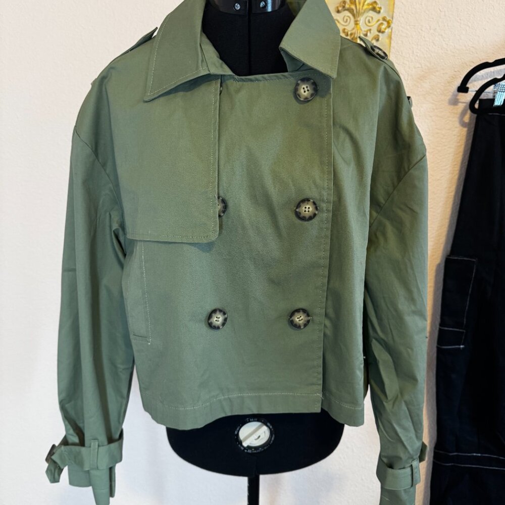 Minimalist Capsule Iris Olive Cropped Double Breasted Cotton Trench Medium - Picture 5 of 13